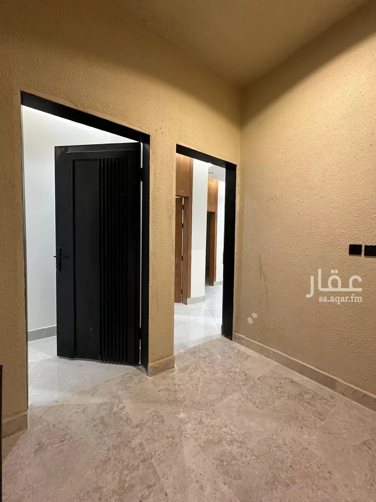 دور للبيع في شارع ابن جبير, حي طيبة, مدينة الرياض, منطقة الرياض صورة 3