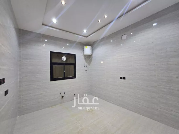 دور للبيع في شارع ابن جبير, حي طيبة, مدينة الرياض, منطقة الرياض صورة 4