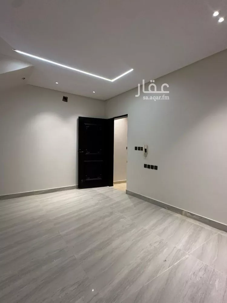 دور للبيع في شارع ابن جبير, حي طيبة, مدينة الرياض, منطقة الرياض صورة 2