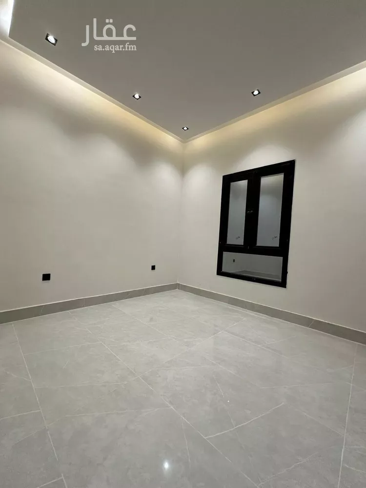 دور للبيع في شارع ابن جبير, حي طيبة, مدينة الرياض, منطقة الرياض صورة 2