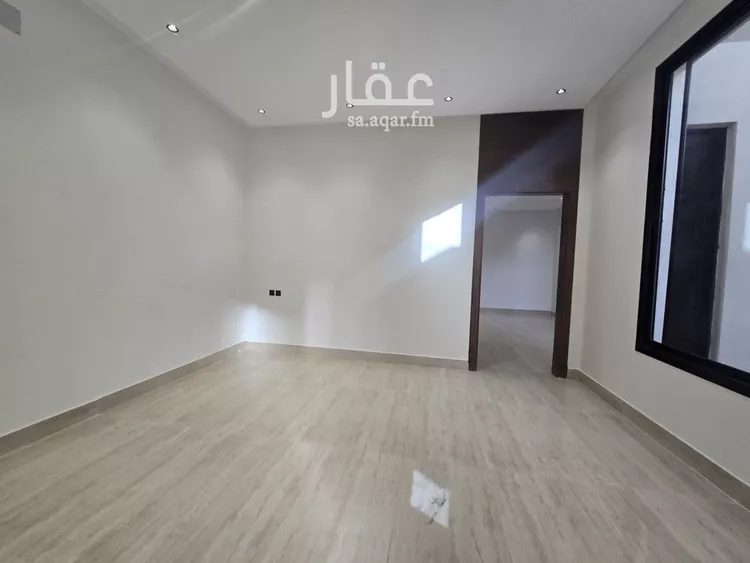 دور للبيع في شارع يوسف المفيد, حي العوالي, مدينة الرياض, منطقة الرياض صورة 5