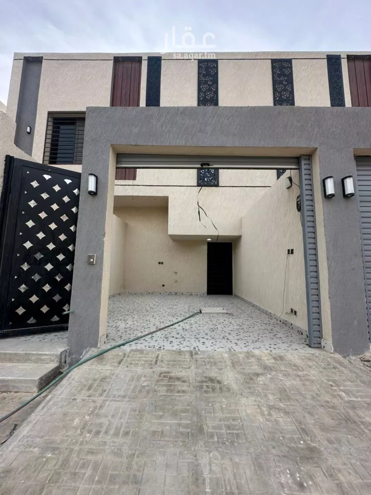 دور للبيع في شارع ابن جبير, حي طيبة, مدينة الرياض, منطقة الرياض صورة 4