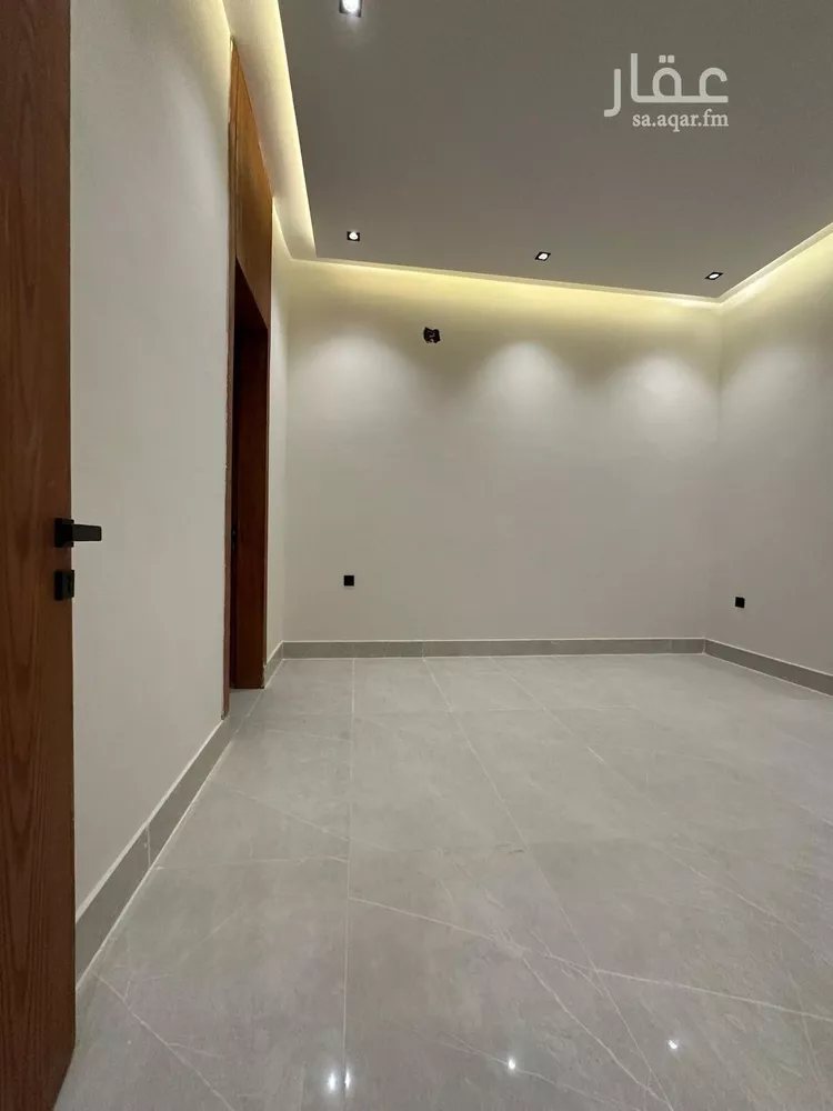 دور للبيع في شارع ابن جبير, حي طيبة, مدينة الرياض, منطقة الرياض صورة 3