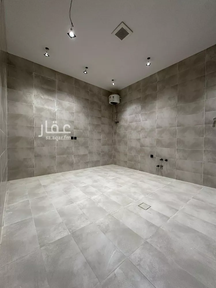 دور للبيع في شارع ابن جبير, حي طيبة, مدينة الرياض, منطقة الرياض صورة 4