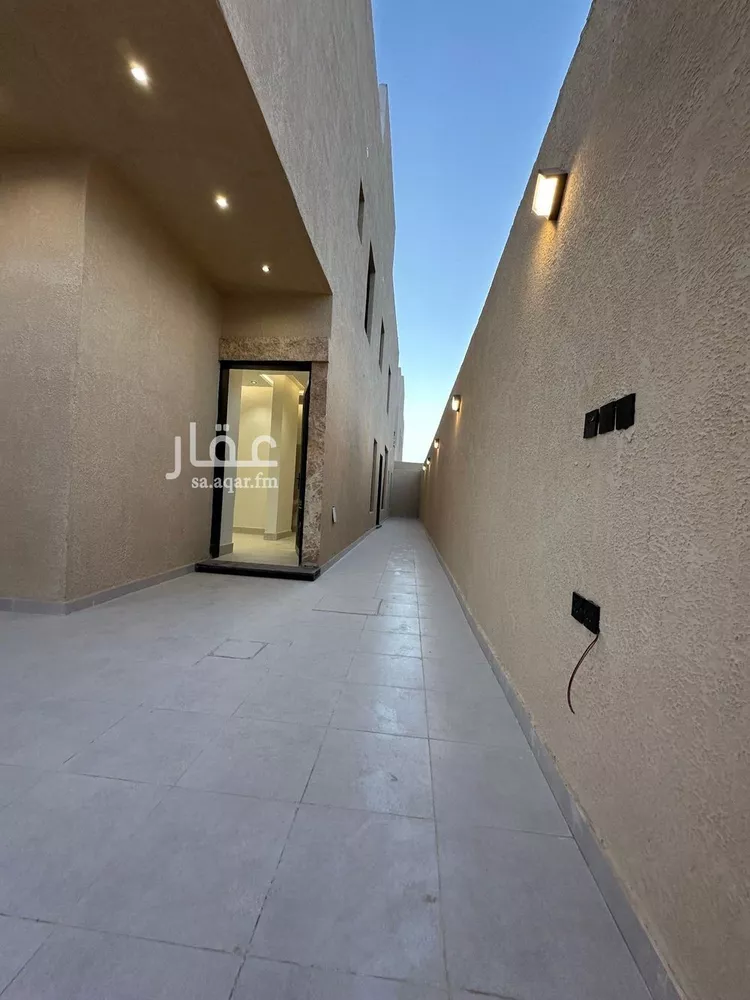 دور للبيع في شارع ابن جبير, حي طيبة, مدينة الرياض, منطقة الرياض صورة 2