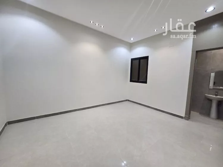 دور للبيع في شارع ابن جبير, حي طيبة, مدينة الرياض, منطقة الرياض صورة 3