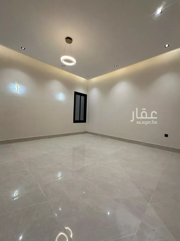 دور للبيع في شارع ابن جبير, حي طيبة, مدينة الرياض, منطقة الرياض صورة 3