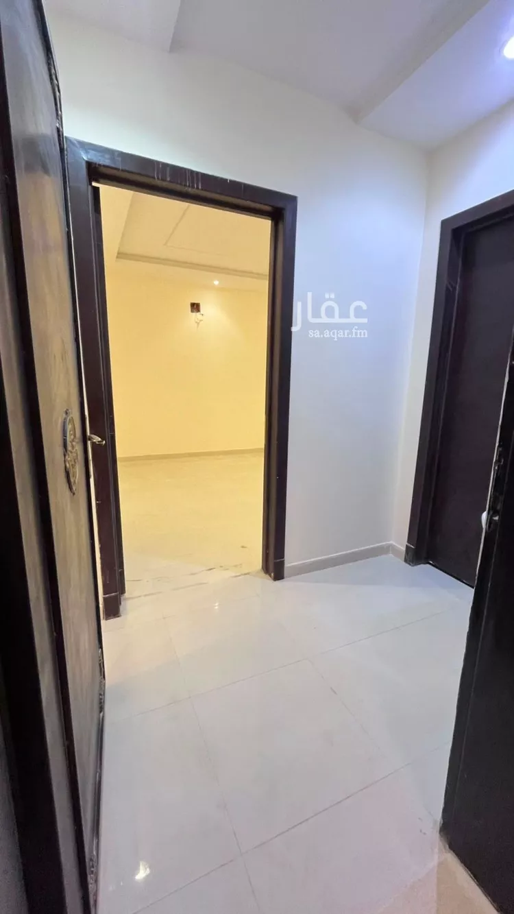 Floor for Rent in Riyadh Al Qadisiyah صورة 4
