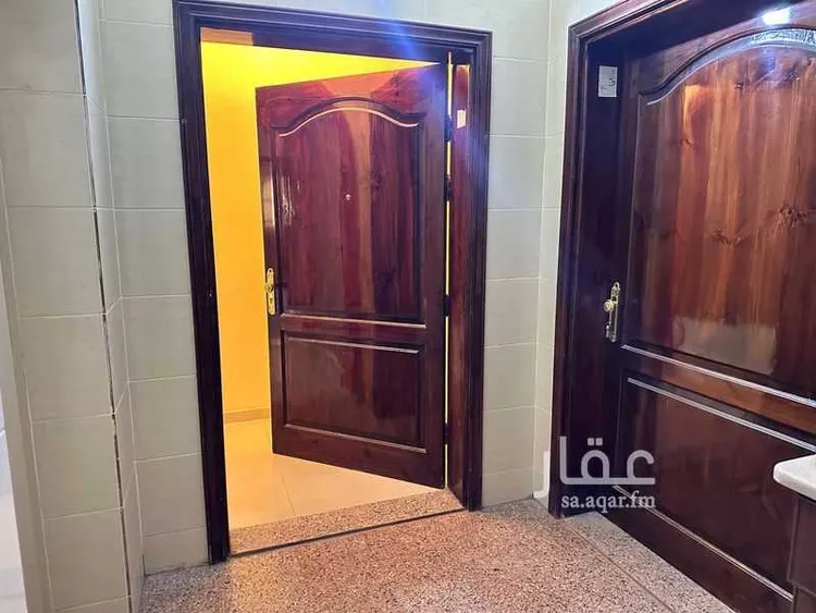 شقة للإيجار في شارع ابو طاهر الدشتج, حي بنى ظفر, مدينة المدينة المنورة, منطقة المدينة المنورة