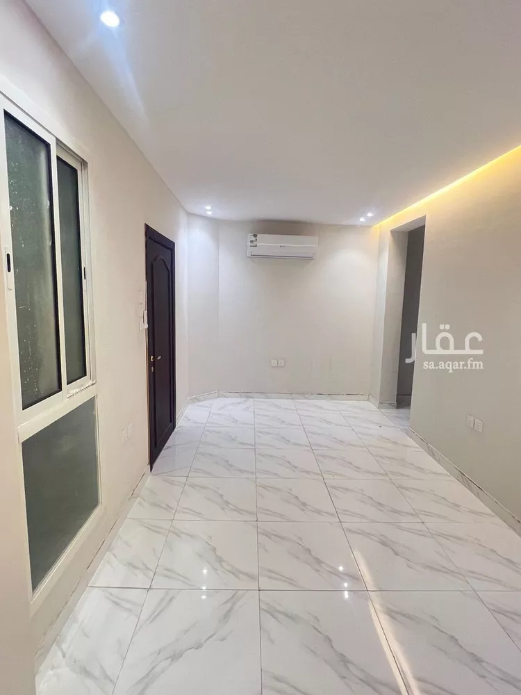 شقة للإيجار في شارع جرير بن عبدالله البجلي, حي مغرزات, مدينة الرياض, منطقة الرياض صورة 2