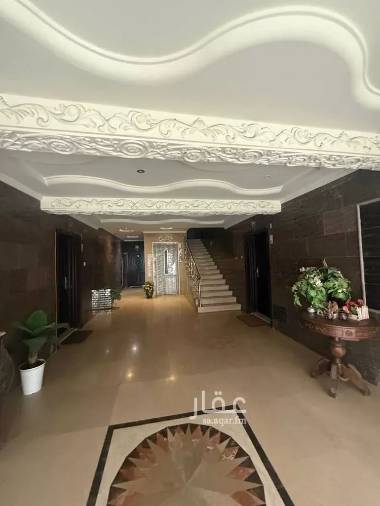 عمارة للبيع في شارع السياريات, حي النزهة, مدينة جدة, منطقة مكة المكرمة صورة 3