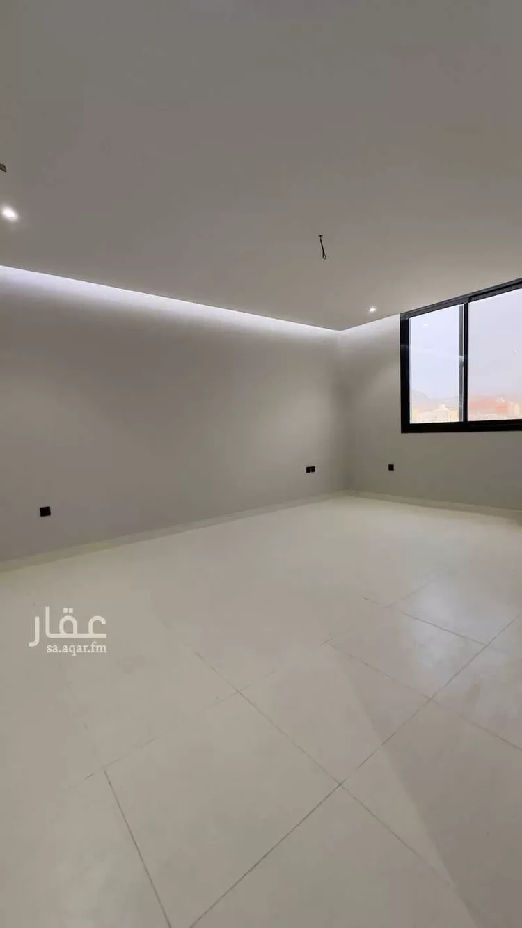 Apartment for Sale in Mecca Al Ukayshiyyah