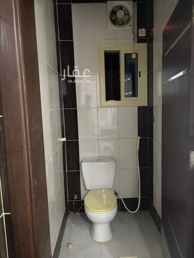 شقة للإيجار في شارع محمد بن الأزهر, حي الشراع, مدينة جدة, منطقة مكة المكرمة