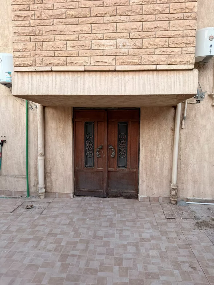 Floor for Rent in Riyadh Ar Rawdah 7