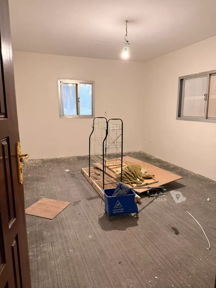 Floor for Rent in Riyadh Ar Rawdah 2