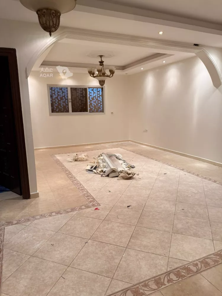 Floor for Rent in Riyadh Ar Rawdah 9
