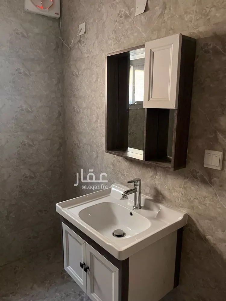 شقة للإيجار في شارع القرية العليا, حي الربوة, مدينة الرياض, منطقة الرياض صورة 2