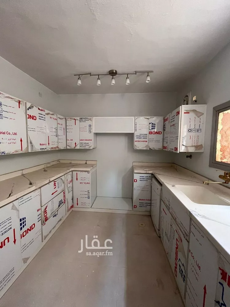 شقة للإيجار في شارع القرية العليا, حي الربوة, مدينة الرياض, منطقة الرياض