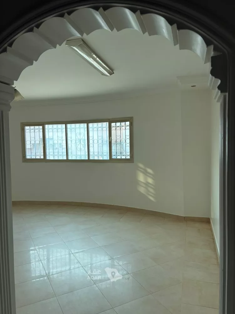 Floor for Rent in Riyadh Al Aqiq 9