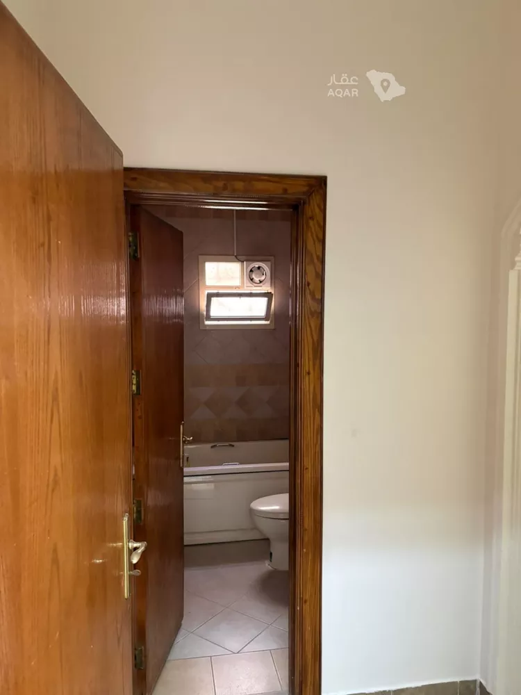 Floor for Rent in Riyadh Al Aqiq 17