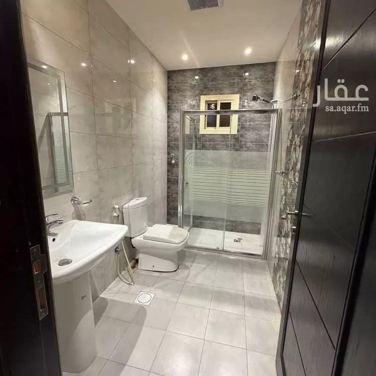 شقة للبيع في شارع عبدالله ابن اسلم البلوي, حي الملك فهد, مدينة المدينة المنورة, منطقة المدينة المنورة صورة 5
