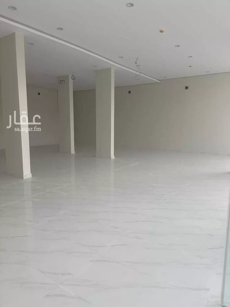 محل للإيجار في شارع عيد بن محمد الانصاري ، حي ضاحية نمار ، الرياض ، منطقة الرياض صورة 3