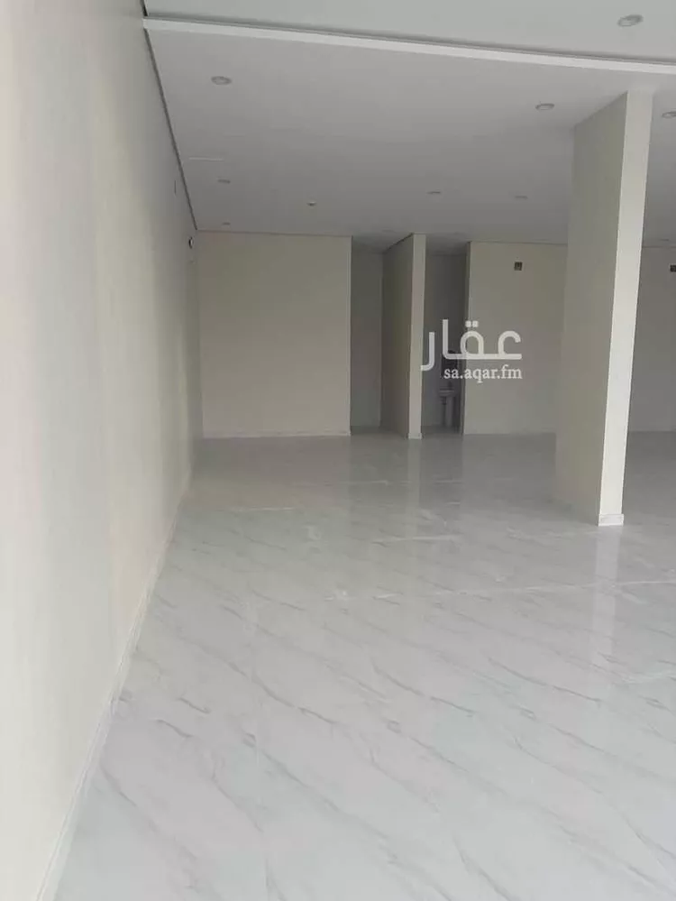محل للإيجار في شارع عيد بن محمد الانصاري ، حي ضاحية نمار ، الرياض ، منطقة الرياض صورة 2