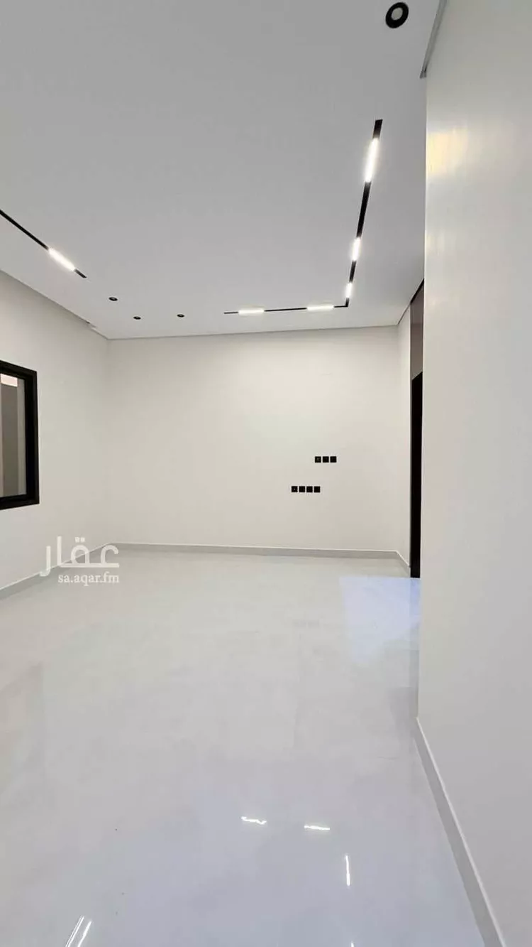 دور للبيع في شارع ابن أمامة, حي العزيزية, مدينة الرياض, منطقة الرياض