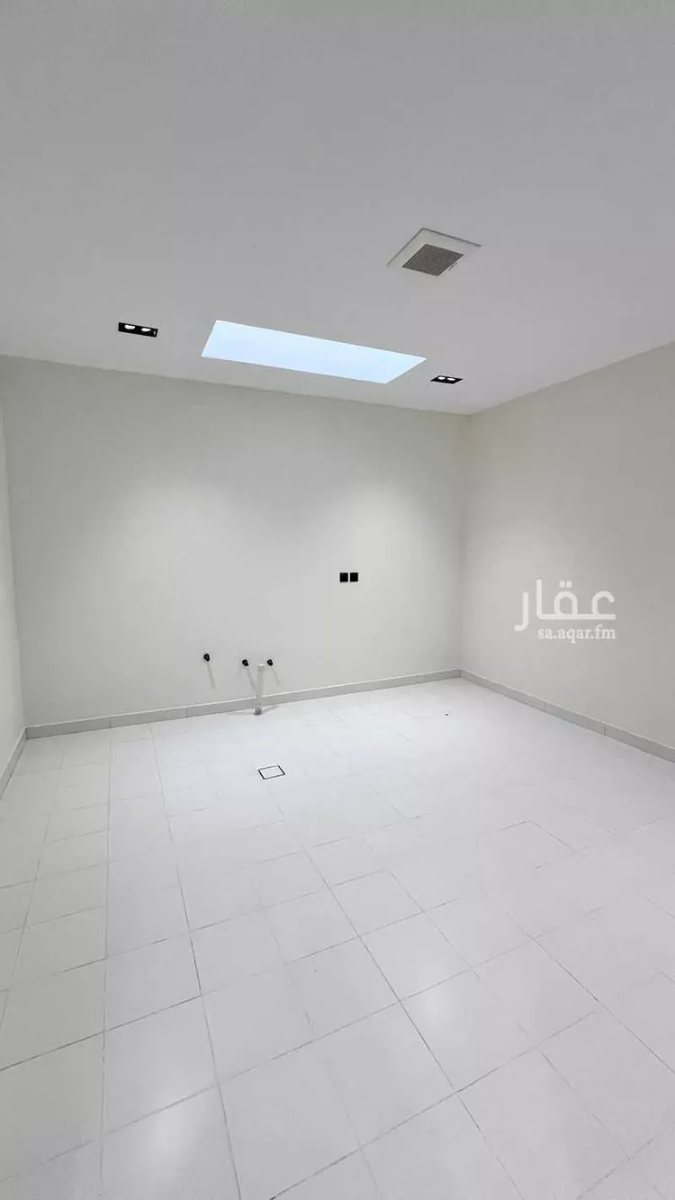 فيلا للبيع في شارع الريحانية, حي بدر, مدينة الرياض, منطقة الرياض صورة 5