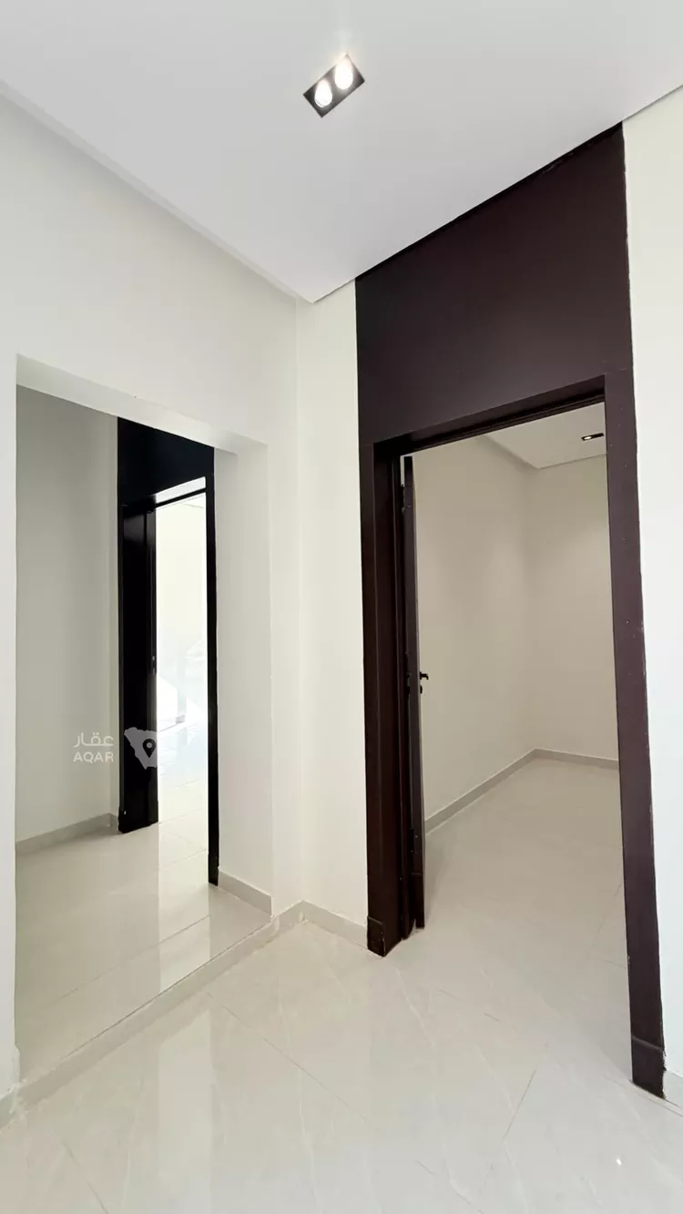 دور للبيع في شارع الريحانية, حي بدر, مدينة الرياض, منطقة الرياض 17