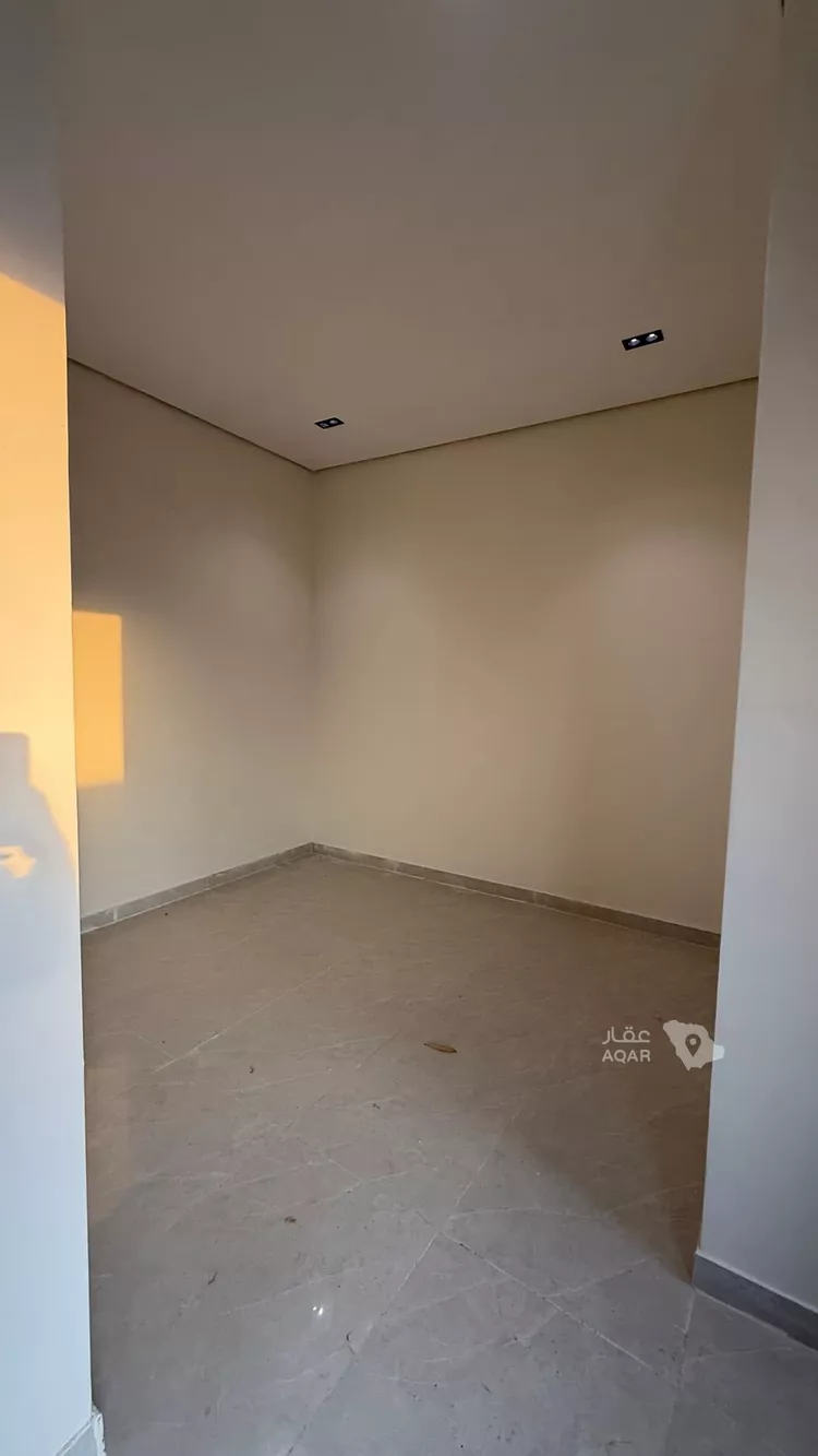 Villa for Sale in Riyadh Badr 14