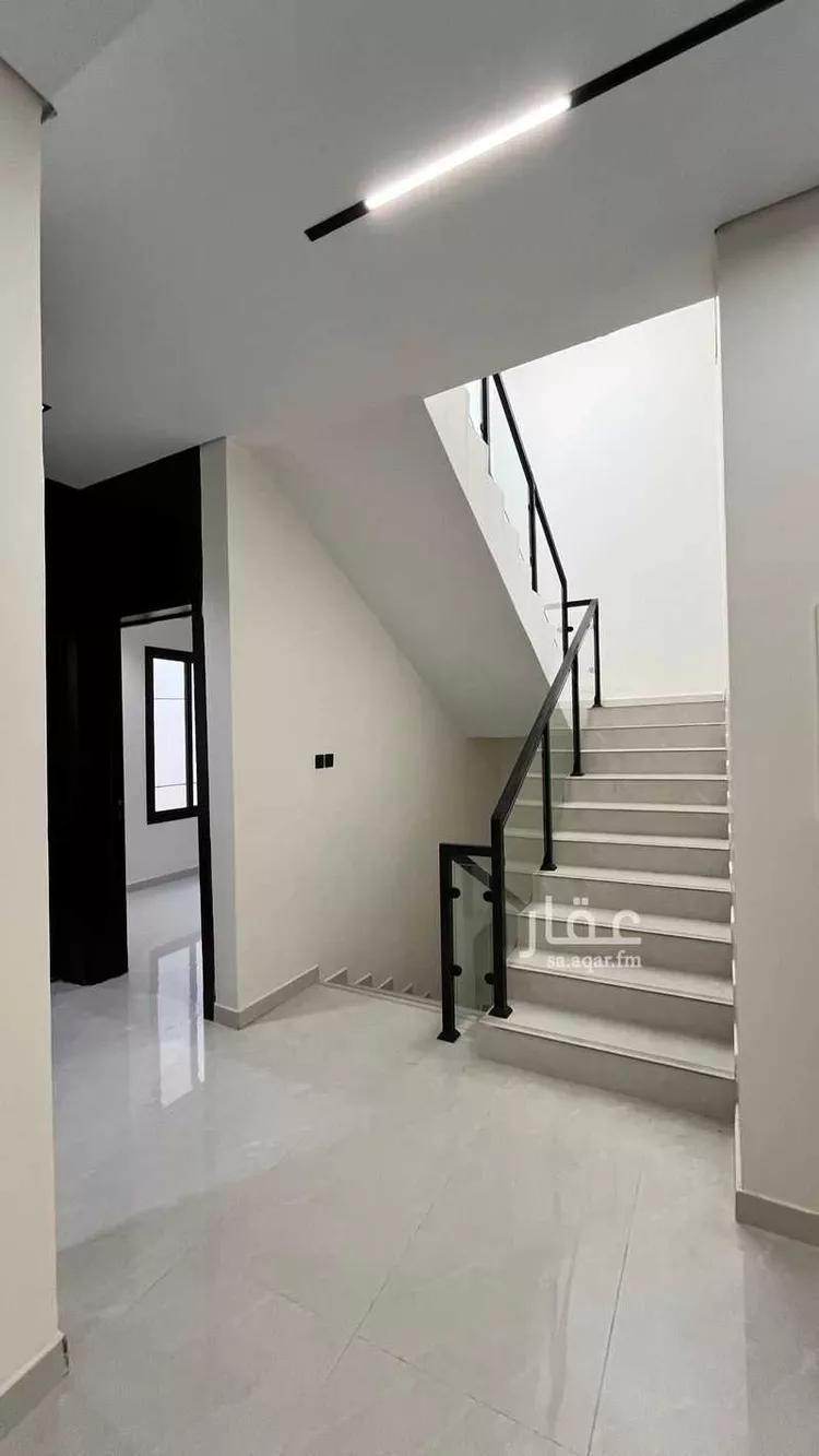 فيلا للبيع في شارع الريحانية, حي بدر, مدينة الرياض, منطقة الرياض
