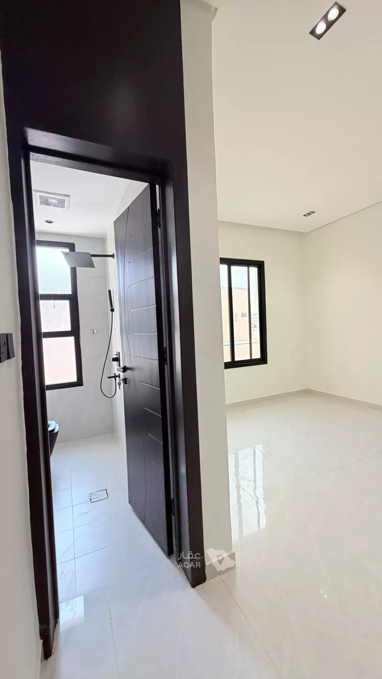 دور للبيع في شارع الريحانية, حي بدر, مدينة الرياض, منطقة الرياض 16