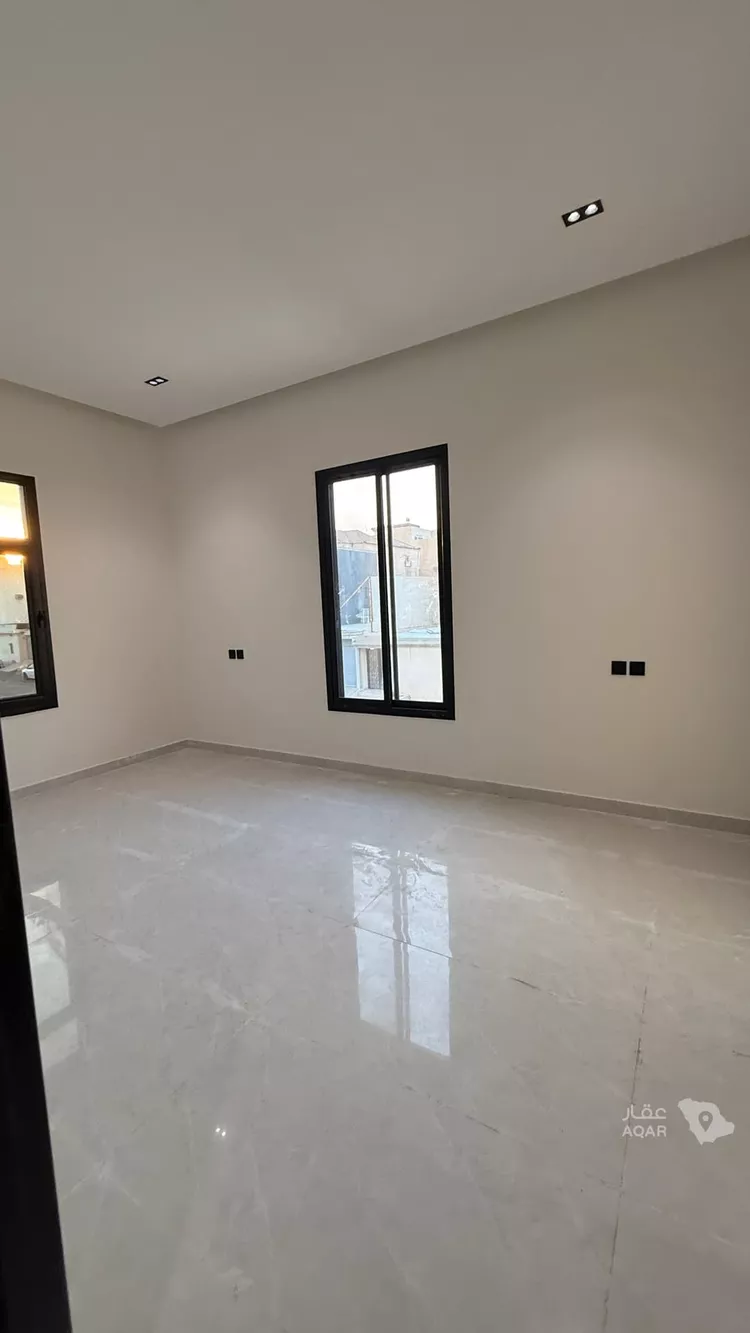 Villa for Sale in Riyadh Badr 16