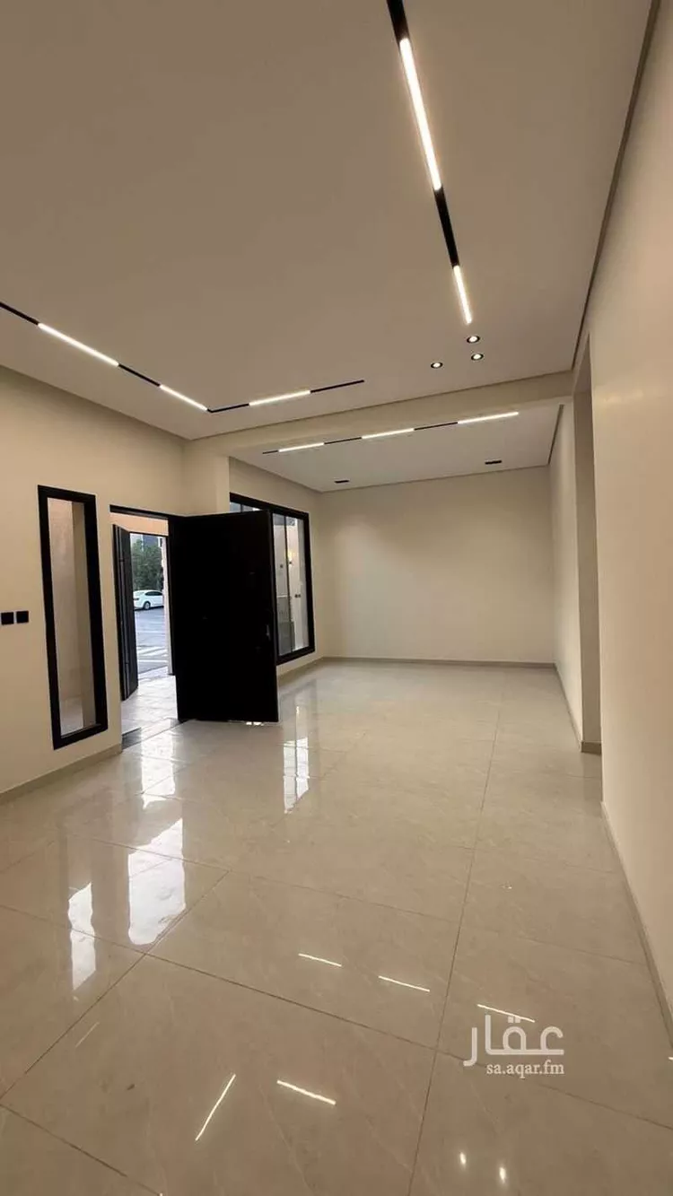 فيلا للبيع في شارع الريحانية, حي بدر, مدينة الرياض, منطقة الرياض صورة 2