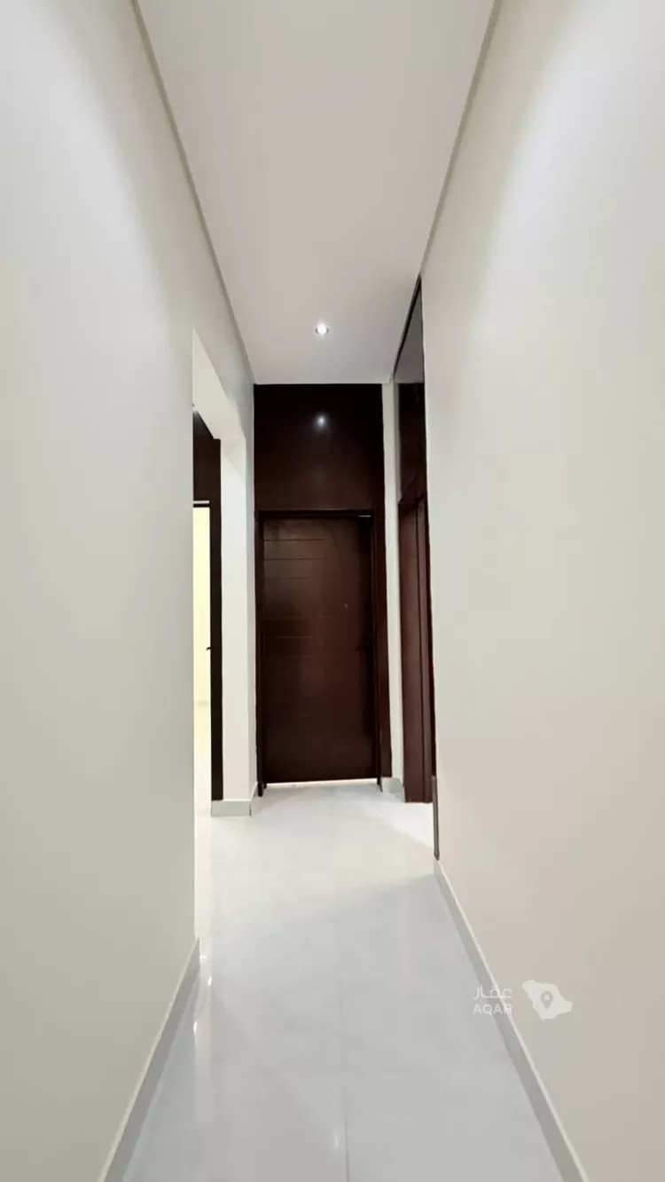 دور للبيع في شارع ابن حميد, حي العزيزية, مدينة الرياض, منطقة الرياض 10