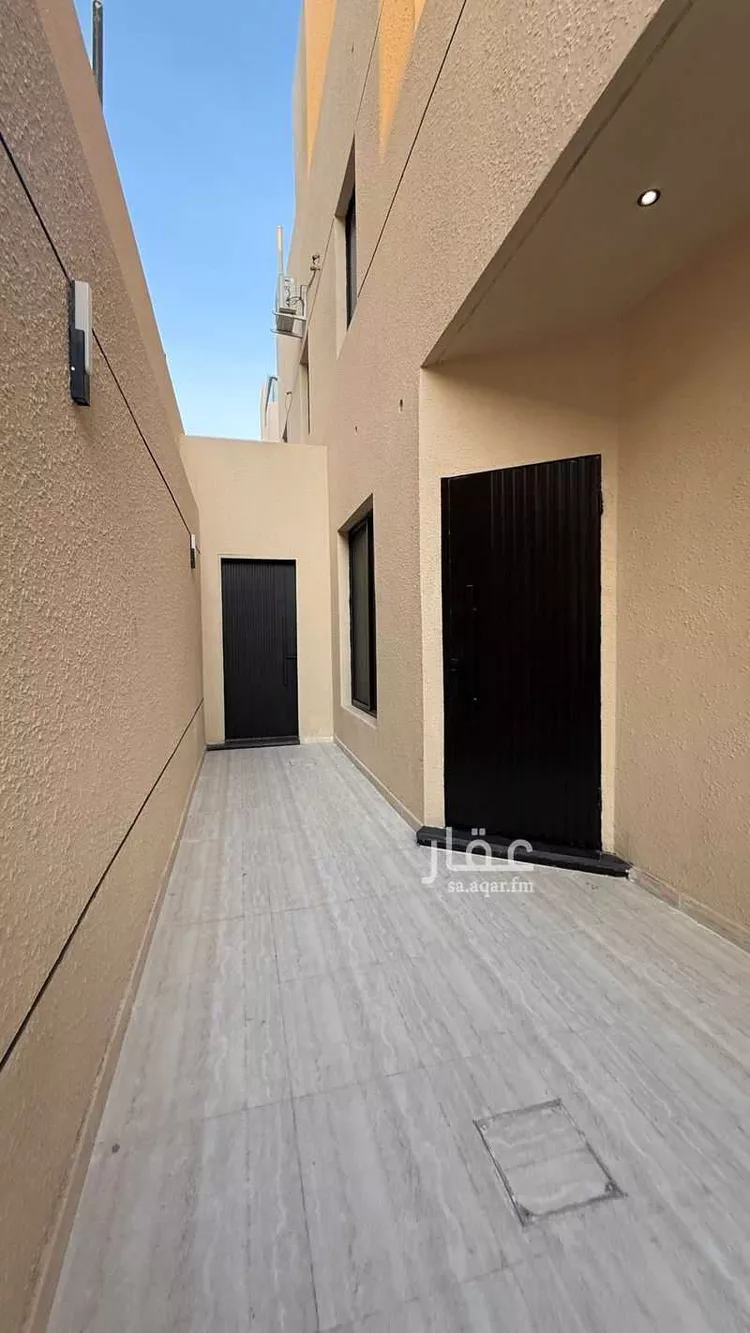 دور للبيع في شارع وادي سهول, حي بدر, مدينة الرياض, منطقة الرياض صورة 3