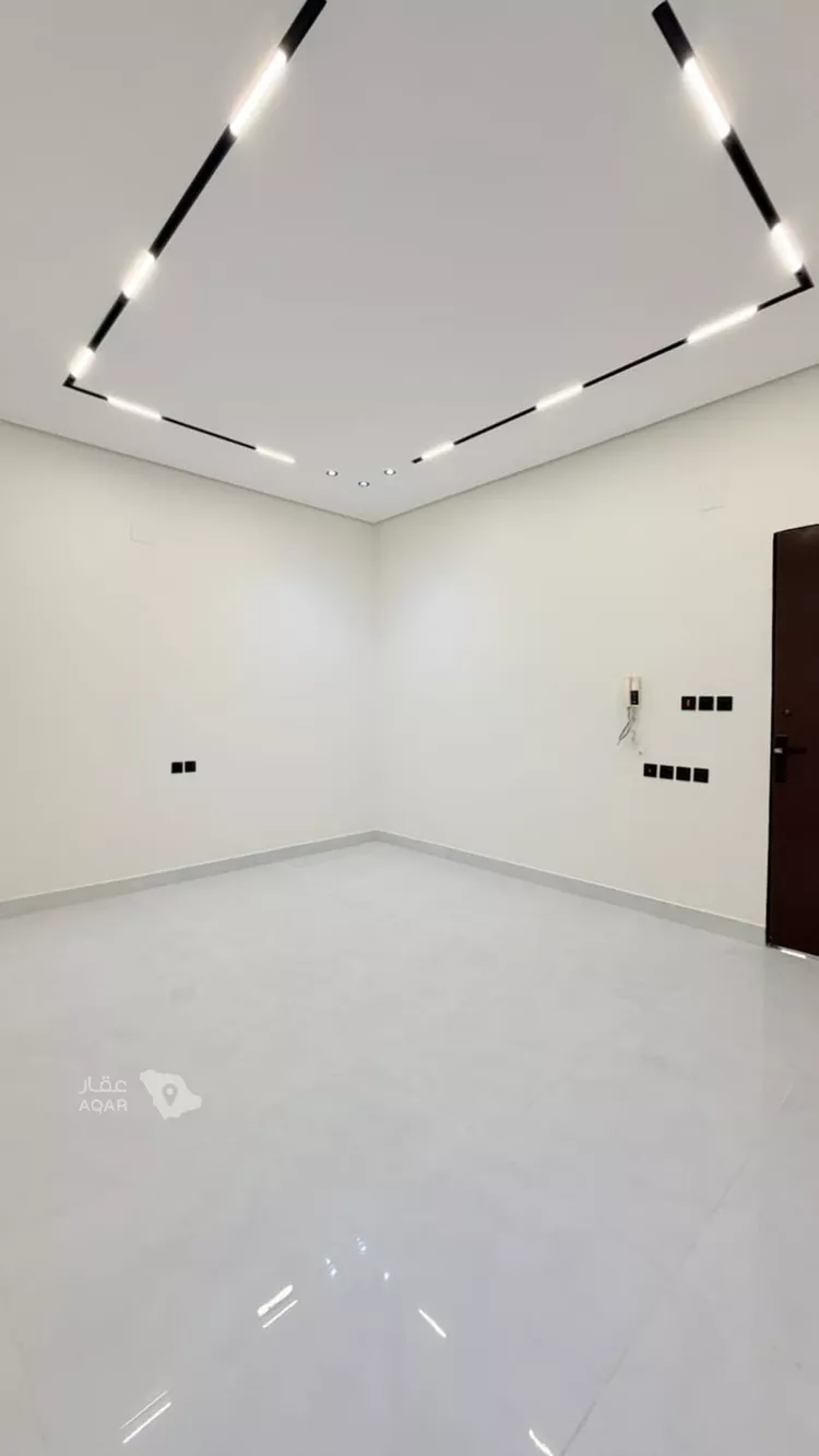 شقة للبيع في شارع ابن أمامة, حي العزيزية, مدينة الرياض, منطقة الرياض صورة 3