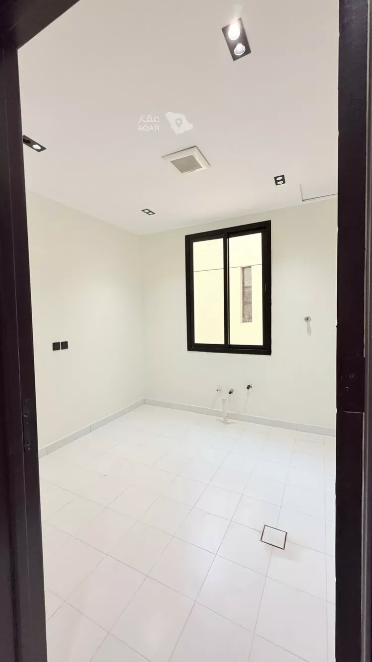 Floor for Sale in Riyadh Badr صورة 3