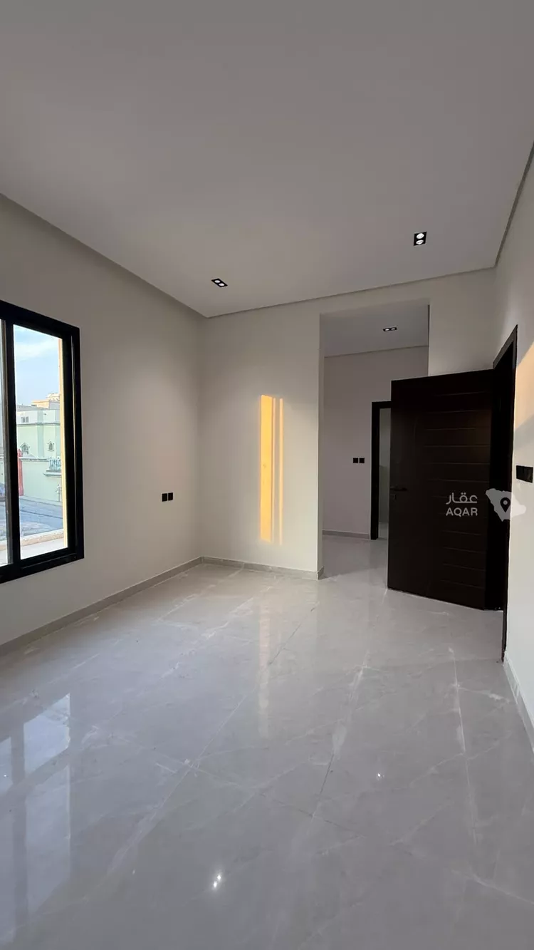 Villa for Sale in Riyadh Badr 7