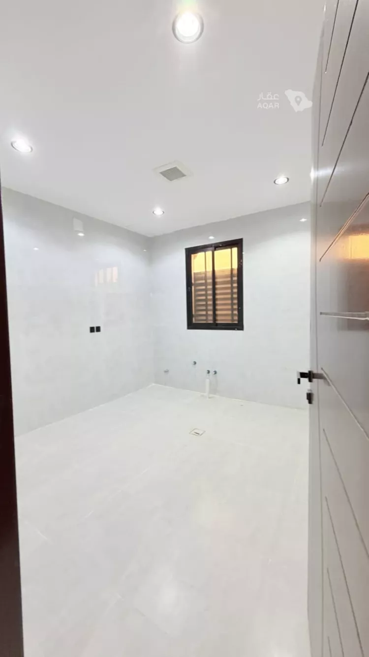 شقة للبيع في شارع ابن أمامة, حي العزيزية, مدينة الرياض, منطقة الرياض 6