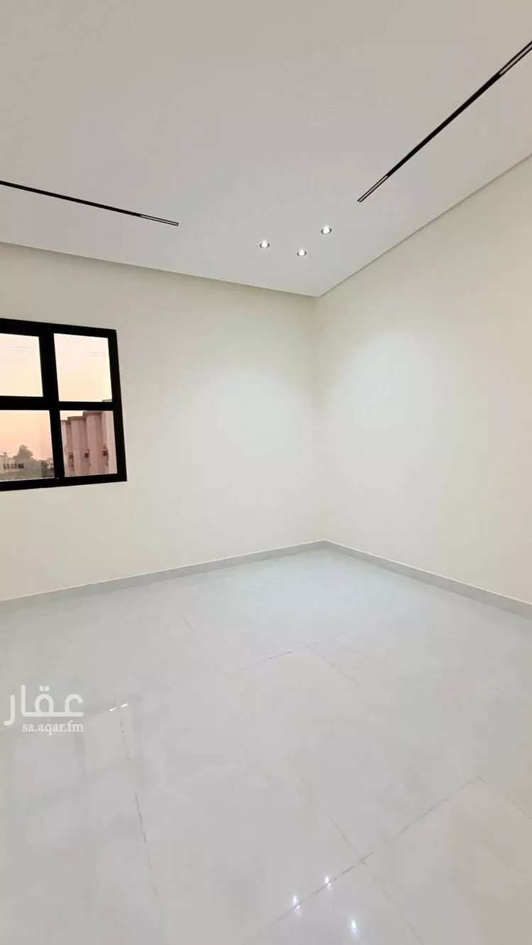 شقة للبيع في شارع ابن أمامة, حي العزيزية, مدينة الرياض, منطقة الرياض صورة 3