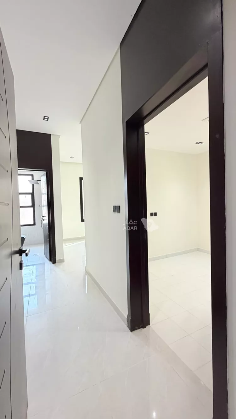 دور للبيع في شارع الريحانية, حي بدر, مدينة الرياض, منطقة الرياض 13