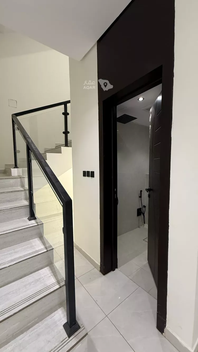 Villa for Sale in Riyadh Badr 11