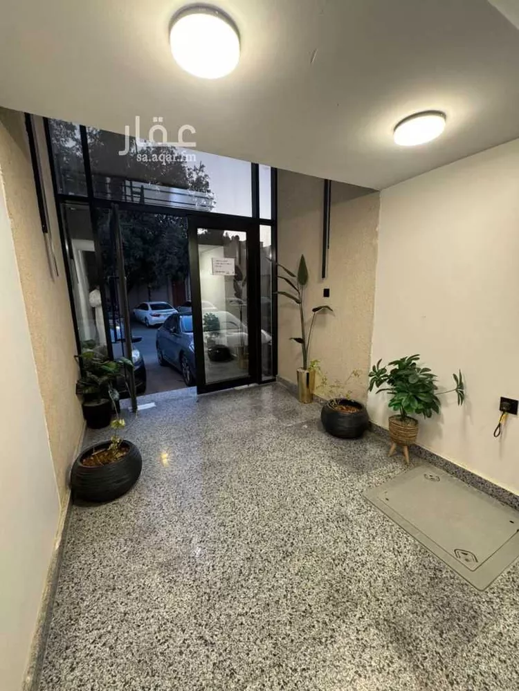 عمارة للبيع في شارع عبدالله بن معمر, حي أم الحمام الغربي, مدينة الرياض, منطقة الرياض صورة 4