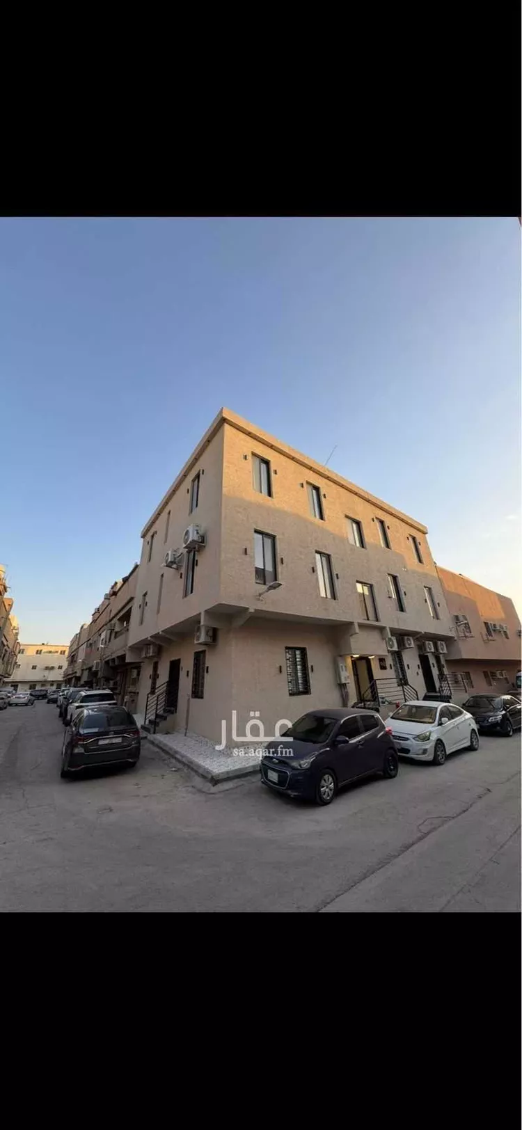 Building for Sale in Riyadh Umm Al Hamam Al Sharqi