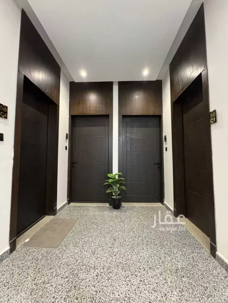 عمارة للبيع في شارع عبدالله بن معمر, حي أم الحمام الغربي, مدينة الرياض, منطقة الرياض 9