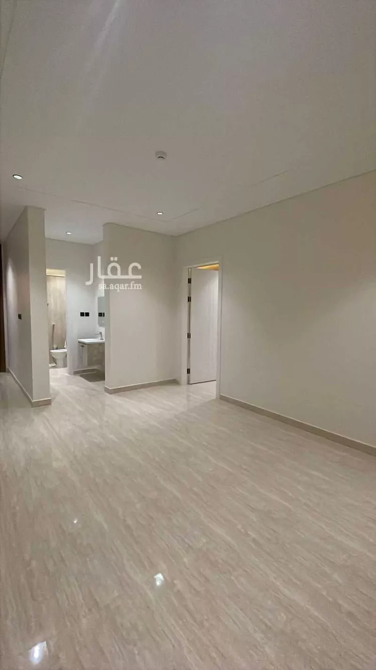 شقة للبيع في شارع الرصافة, حي عكاظ, مدينة الرياض, منطقة الرياض صورة 2