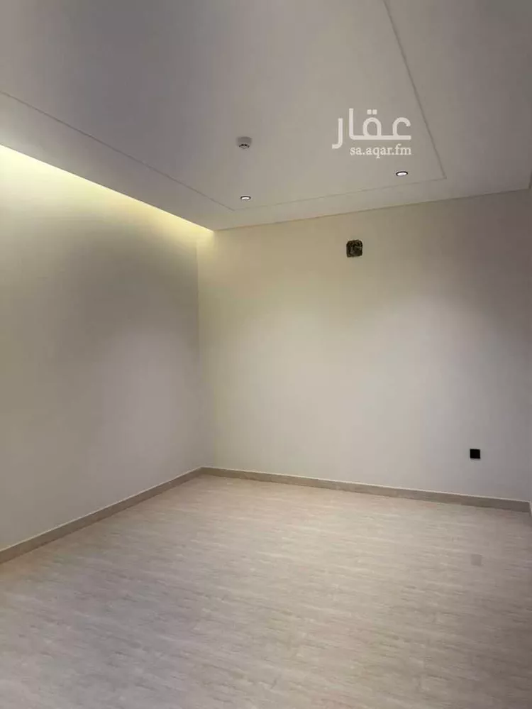 شقة للبيع في شارع الرصافة, حي عكاظ, مدينة الرياض, منطقة الرياض صورة 4