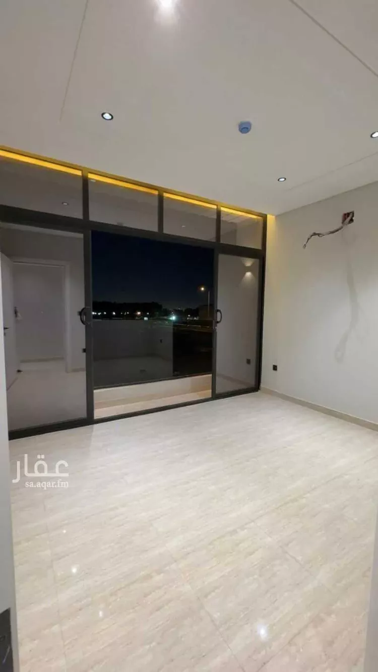 شقة للبيع في شارع عبدالله بن جعفر, حي عكاظ, مدينة الرياض, منطقة الرياض صورة 4